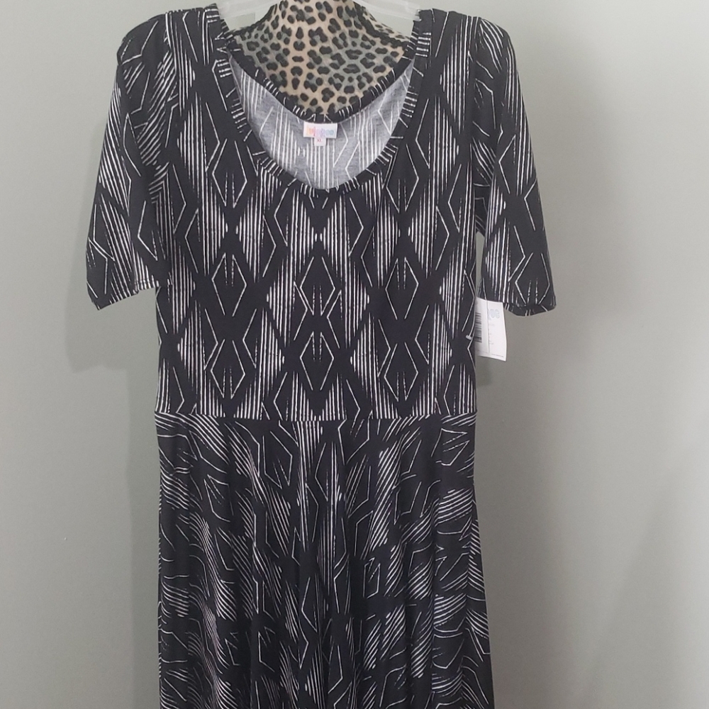Black and white dress